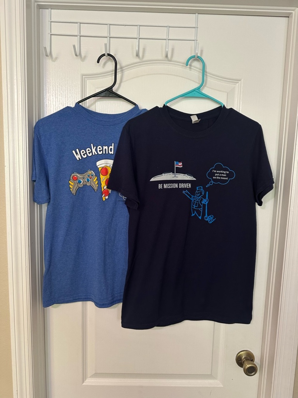 Bundle of 2 Graphic Tees: NASA Mission Driven & Weekend Gaming Pizza Size S